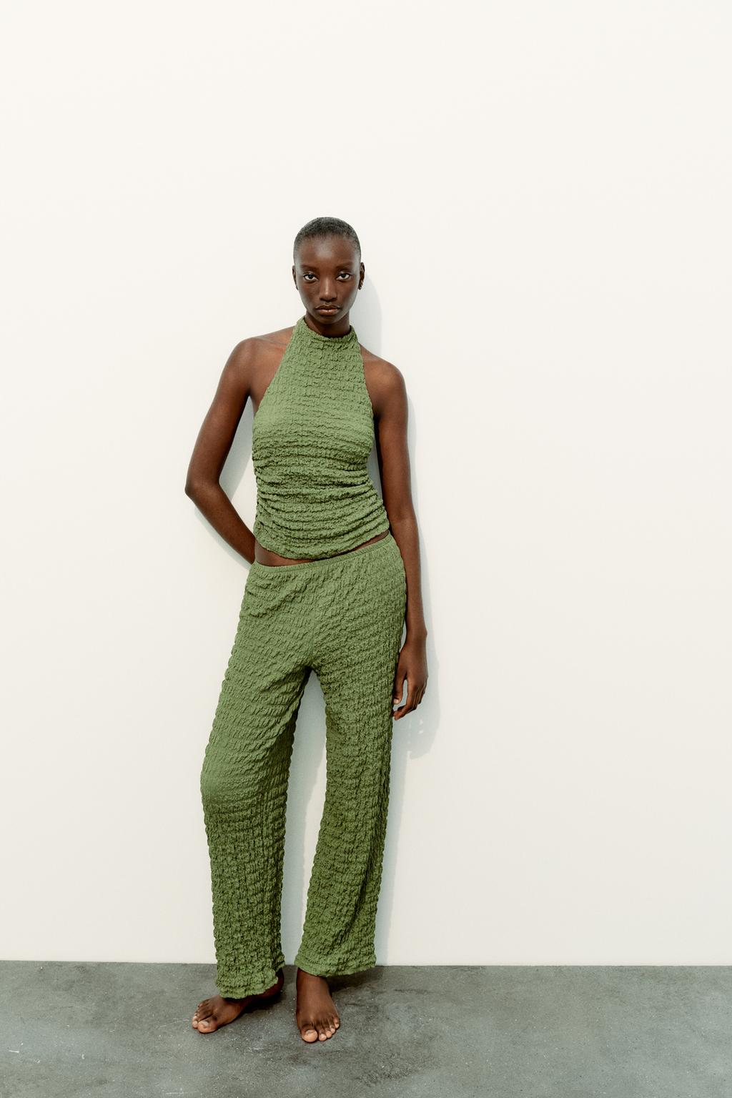 Halter Neck Top with Textured Pattern and Matching Trousers Set