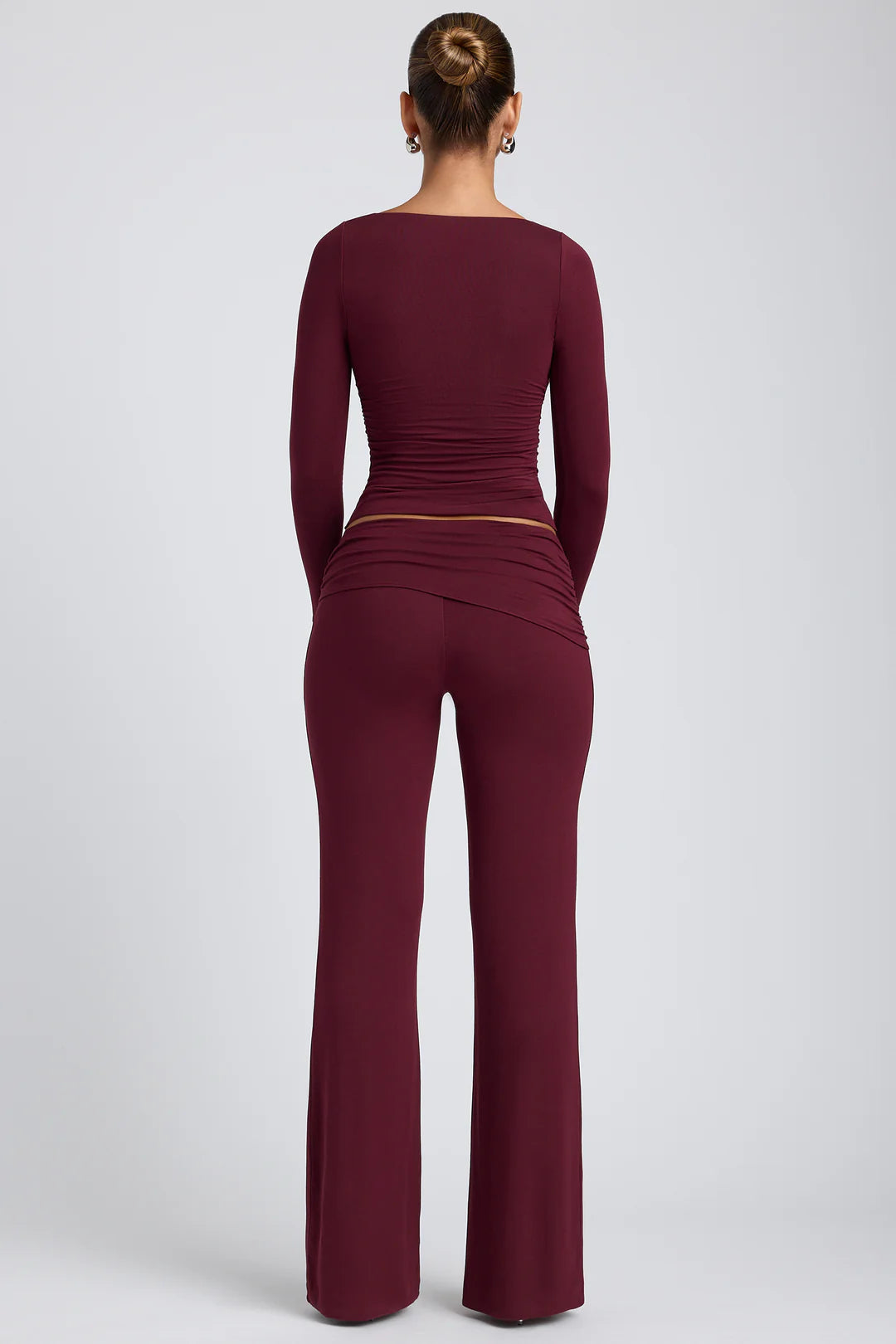 Plum Straight-Leg Trousers with a Mid-Rise Fit in Modal Fabric