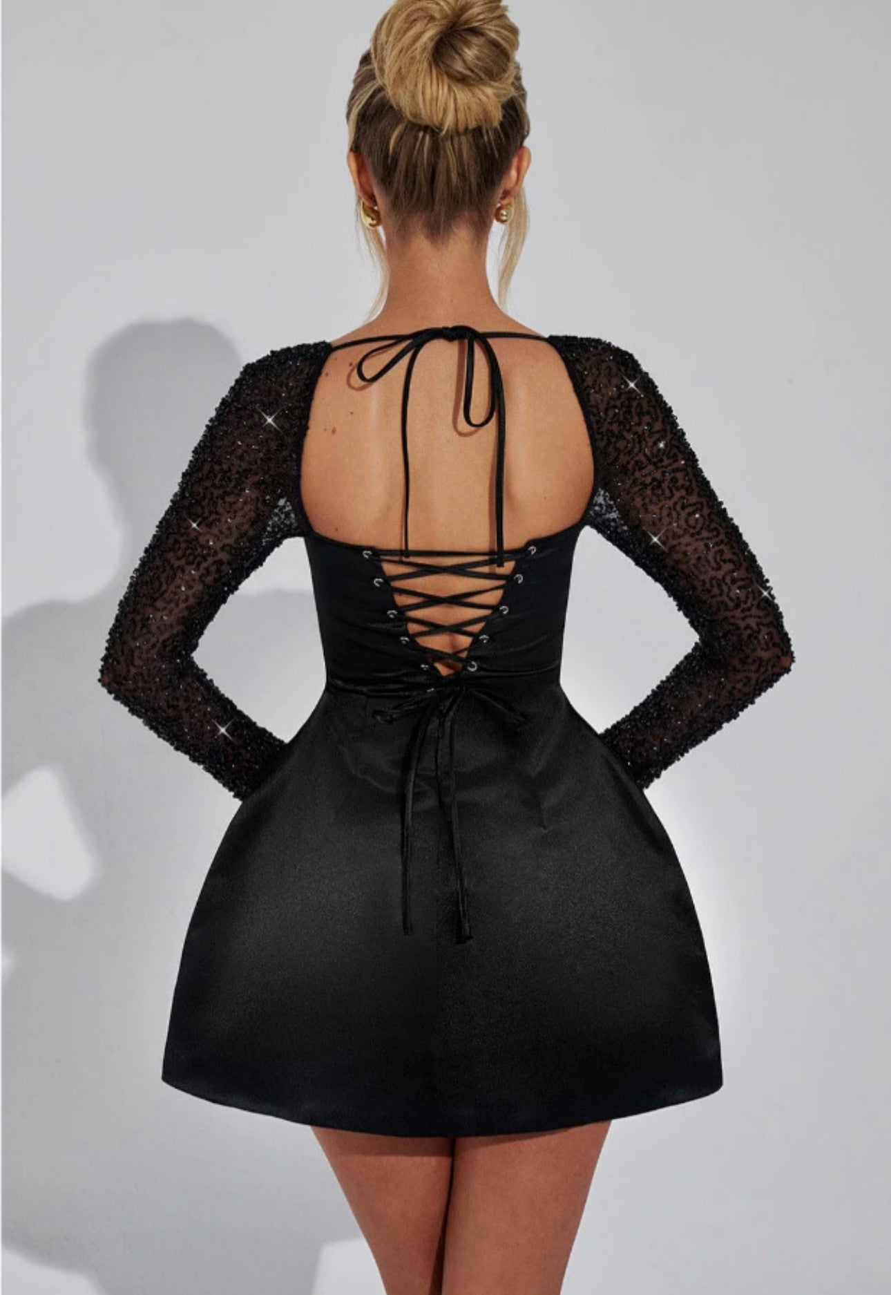 Halter Neck Mini Dress with Backles.