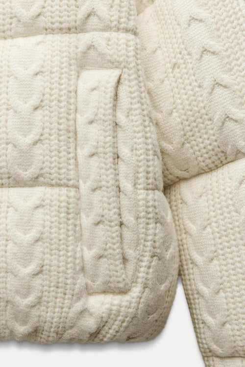 Chic Puffer Jacket – The Ultimate Winter Essential