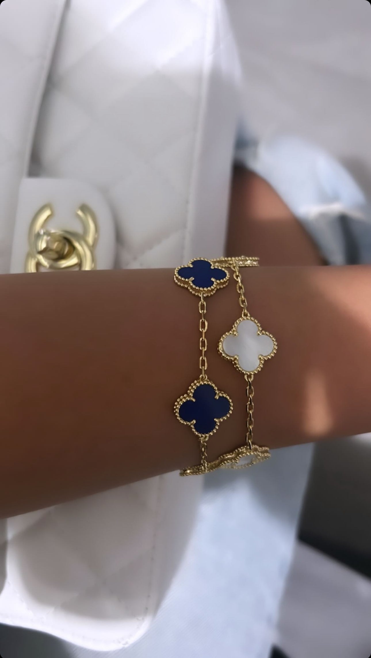 Elara White Pearl Bracelet